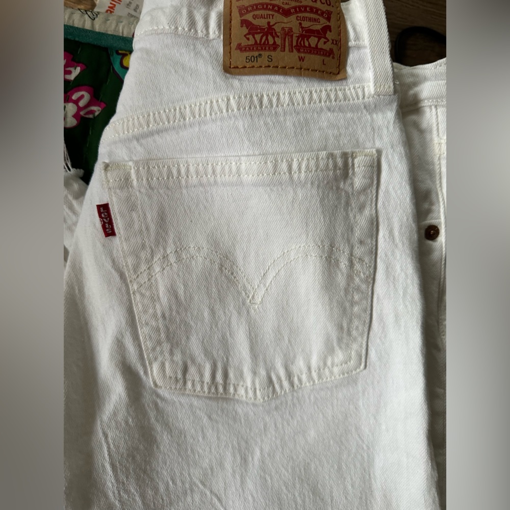 White 501 Skinny Levi’s 28 - Picture 5 of 8